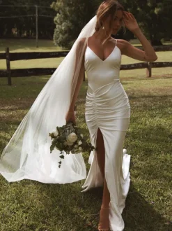 Simple Wedding Dress Mermaid V-Neck Sleeveless Pleated Bridal Dresses Free Customization