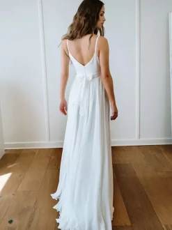 Simple Wedding Dress Polyester V-Neck Sleeveless Split Front A-Line Bridal Dresses