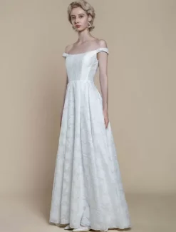 Simple Wedding Dress Polyester Bateau Neck Flowers A-Line Bridal Dresses