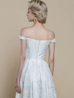 Simple Wedding Dress Polyester Bateau Neck Flowers A-Line Bridal Dresses