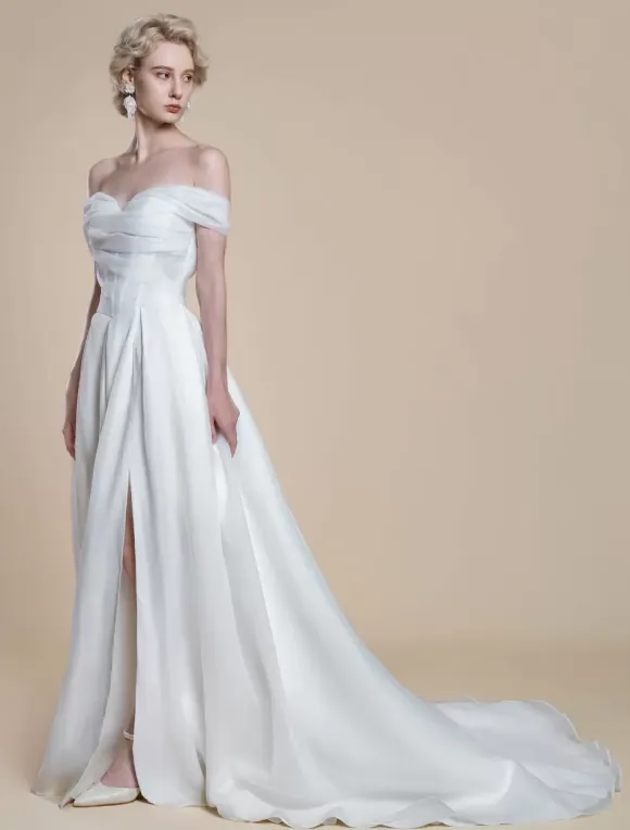 Simple Wedding Dress Polyester Bateau Neck Short Sleeves Cut Out Ball Gown 40cm Bridal Dresses