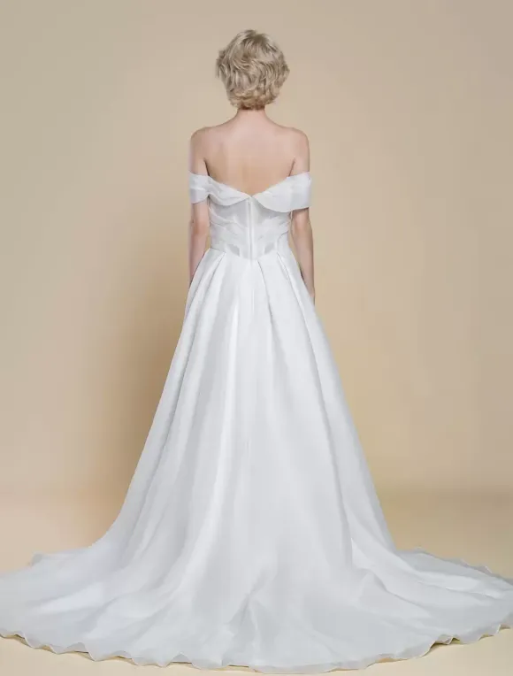 Simple Wedding Dress Polyester Bateau Neck Short Sleeves Cut Out Ball Gown 40cm Bridal Dresses