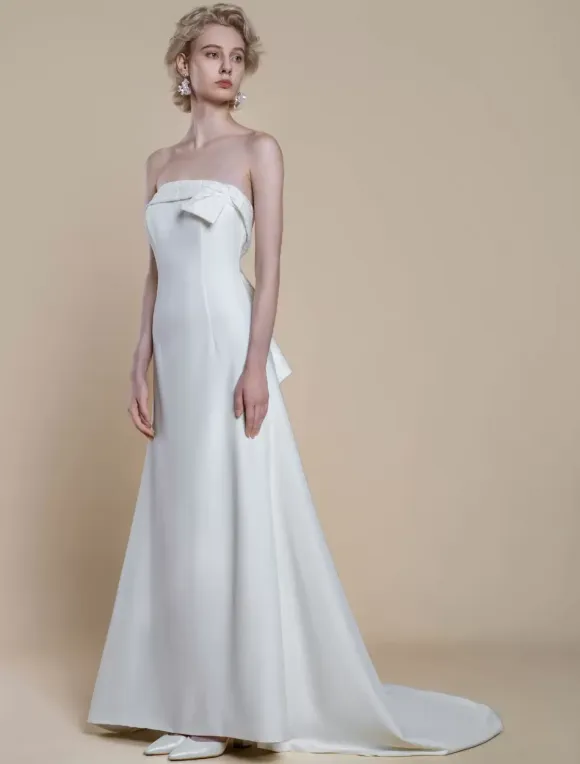 Simple Wedding Dress Stretch Crepe Designed Neckline Sleeveless Lace Ball Gown 20cm Bridal Gowns