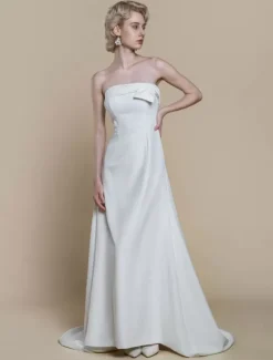 Simple Wedding Dress Stretch Crepe Designed Neckline Sleeveless Lace Ball Gown 20cm Bridal Gowns