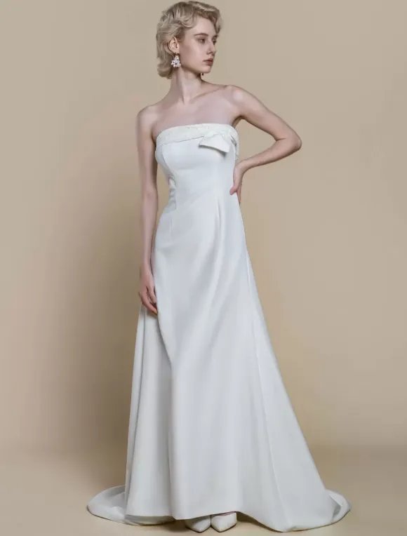 Simple Wedding Dress Stretch Crepe Designed Neckline Sleeveless Lace Ball Gown 20cm Bridal Gowns