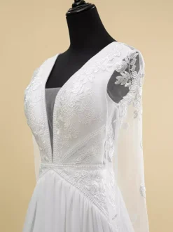 Simple Bohemian Wedding Dress Lace V-Neck Long Sleeve Back Zipper Short Train