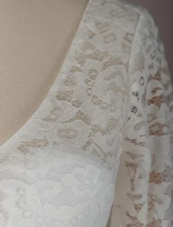 Simple Wedding Dress A Line V Neck Long Sleeve Floor Length Chiffon Lace Beach Wedding Dresses