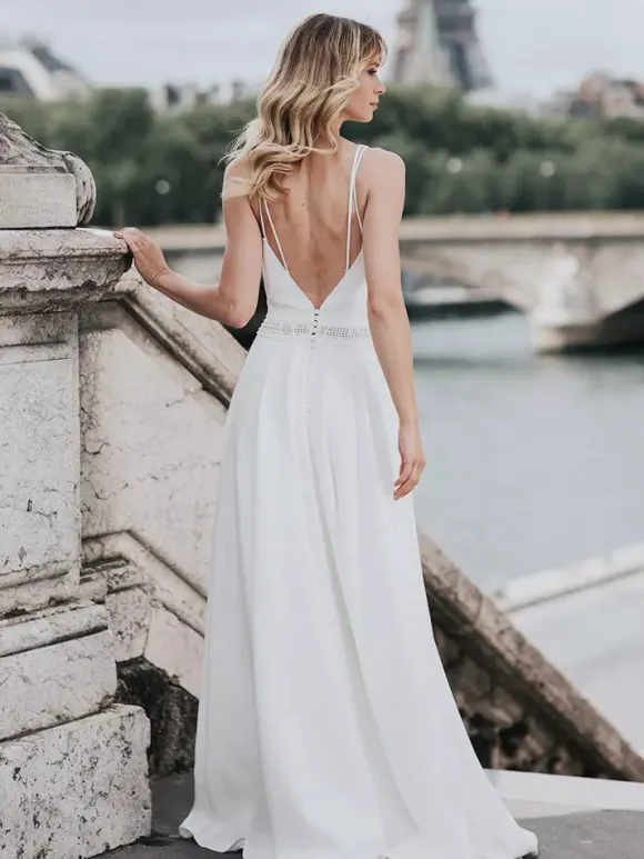 Simple Wedding Dress Ball Gown V-Neck Sleeveless Lace 20cm Bridal Gowns