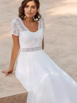 Simple Wedding Dress Ball Gown Designed Neckline Short Sleeves Lace Bridal Dresses