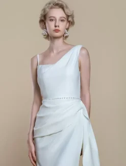 Simple Wedding Dress Mermaid Designed Neckline Sleeveless Pearls 60cm Bridal Dresses