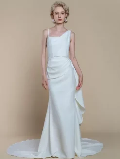 Simple Wedding Dress Mermaid Designed Neckline Sleeveless Pearls 60cm Bridal Dresses