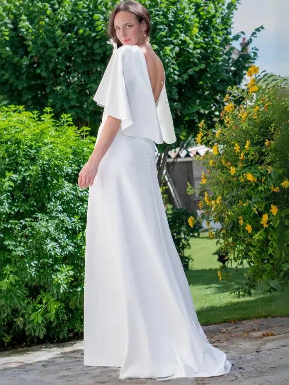 Simple Wedding Dress Satin Fabric V-Neck Half Sleeves Lace Ball Gown 30cm Bridal Dresses