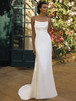 Simple Wedding Dress Satin Fabric Square Neck Sleeveless Mermaid Bridal Dresses