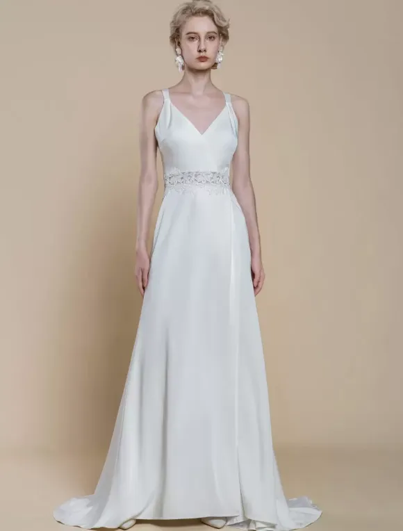 Simple Wedding Dress Satin Fabric V-Neck Sleeveless Lace Ball Gown 30cm Bridal Gowns