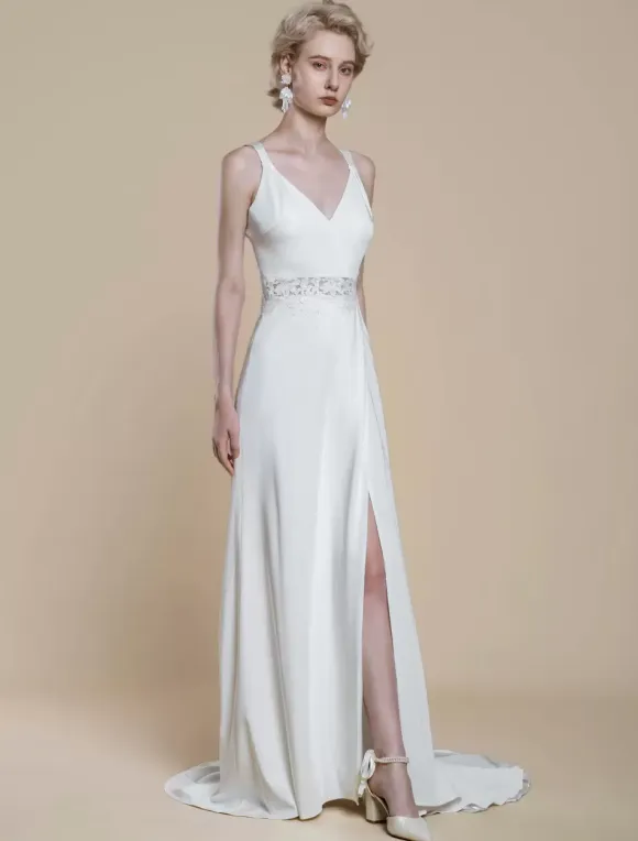 Simple Wedding Dress Satin Fabric V-Neck Sleeveless Lace Ball Gown 30cm Bridal Gowns