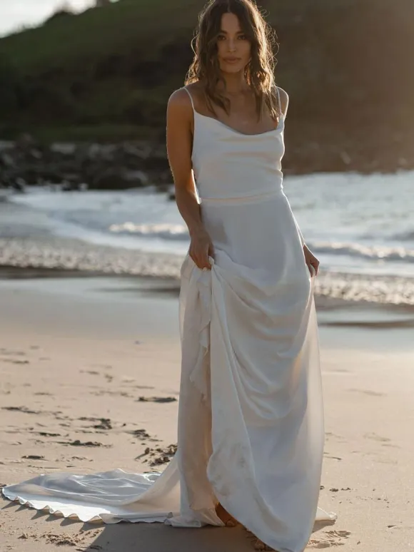 Simple Wedding Dress Square Neck Sleeveless A-Line Bridal Gowns Free Customization