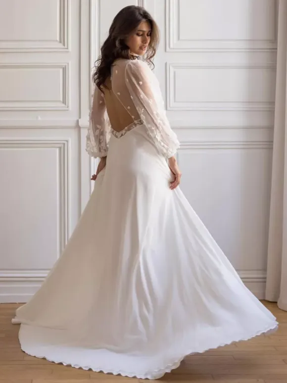 Simple Wedding Dress V-Neck Long Sleeves With Train Tulle Bridal Dresses
