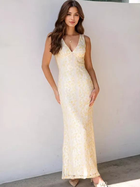Sleeveless Lace Maxi Dress With Deep V-Neck And Open Back For Summer 2026