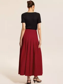 Square Neck Vest Top And Long Slit Skirt Two Piece Set In Red For Summer 2026