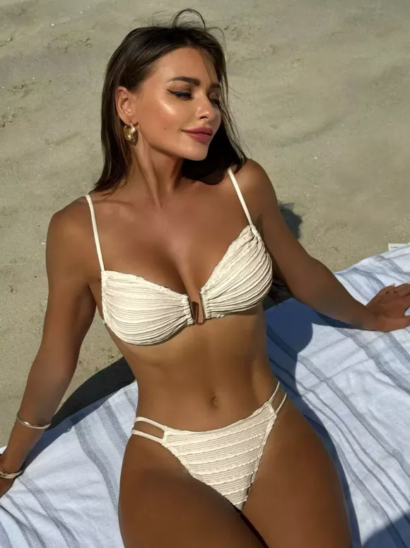 Striped U Neck Cutout Waist Bikini Swimsuit For Summer 2026