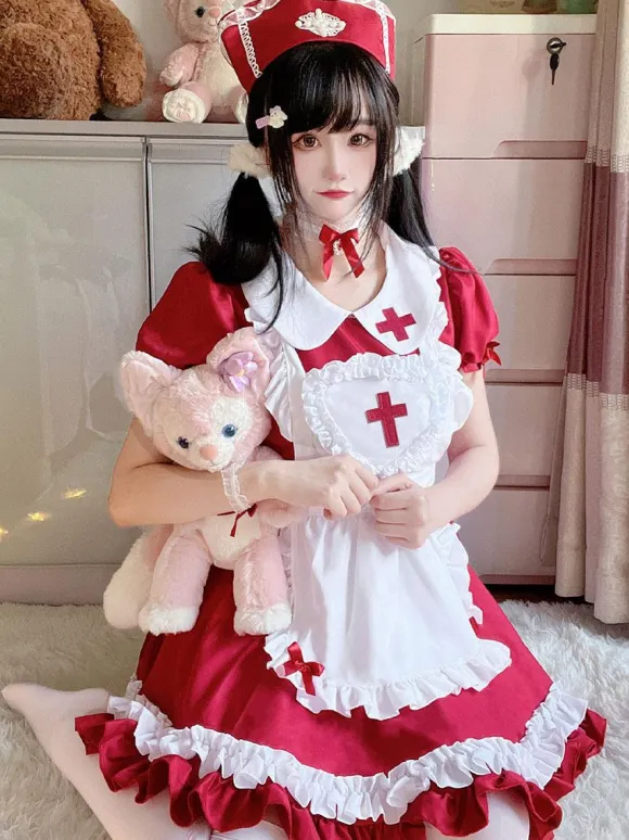 Sweet Lolita Dress Polyester Short Sleeves Ruffles Sweet Christmas Lolita Dress