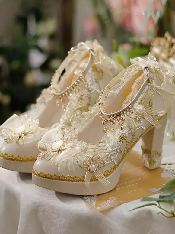 Sweet Lolita Footwear Ecru White Bows Flowers Lace PU Leather Chunky Heel Lolita Pumps