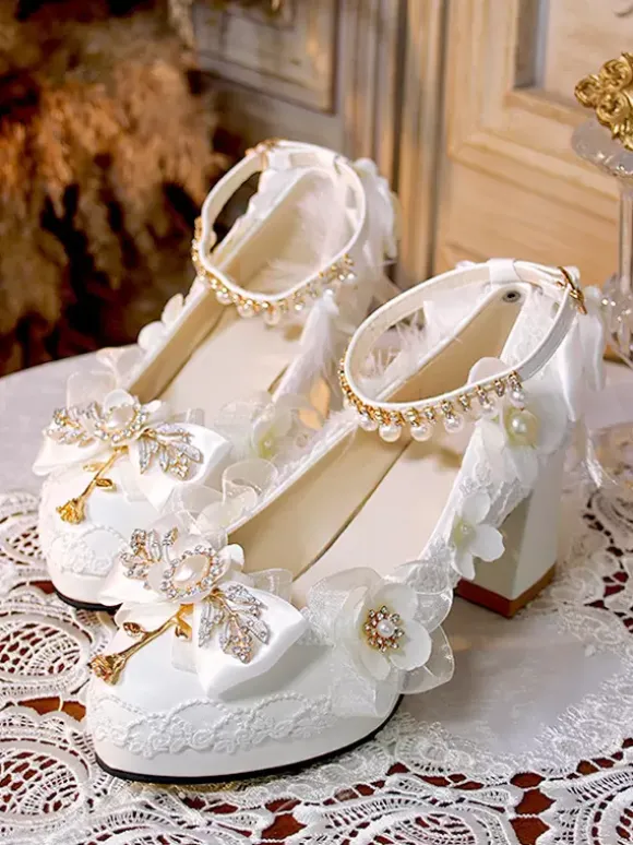 Sweet Lolita Footwear White Pearls Chains Bows Pointed Toe PU Leather Lolita Pumps