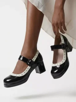 Sweet Lolita Shoes Rose Bows Patent Leather Chunky Heel Lolita Shoes