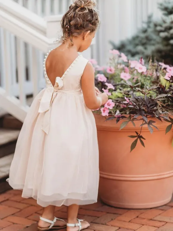 Tulle Flower Girl Dresses Champagne Jewel Neck Sleeveless Knee Length Princess Silhouette Party Dress Kids Sash Pageant Dresses Free Customization
