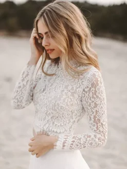 Two-piece wedding dress Chiffon Jewel Neck A-Line With Train Wedding Dress Functional Buttons Long Sleeves