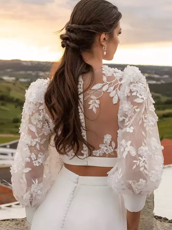 Two-piece wedding dress Chiffon Jewel Neck Two-piece With Train Wedding Dress Functional Buttons Long Sleeves Long