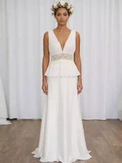 Two-piece Wedding Dress Lace V-Neck Two-piece With Train Wedding Dress Functional Buttons Sleeveless Long