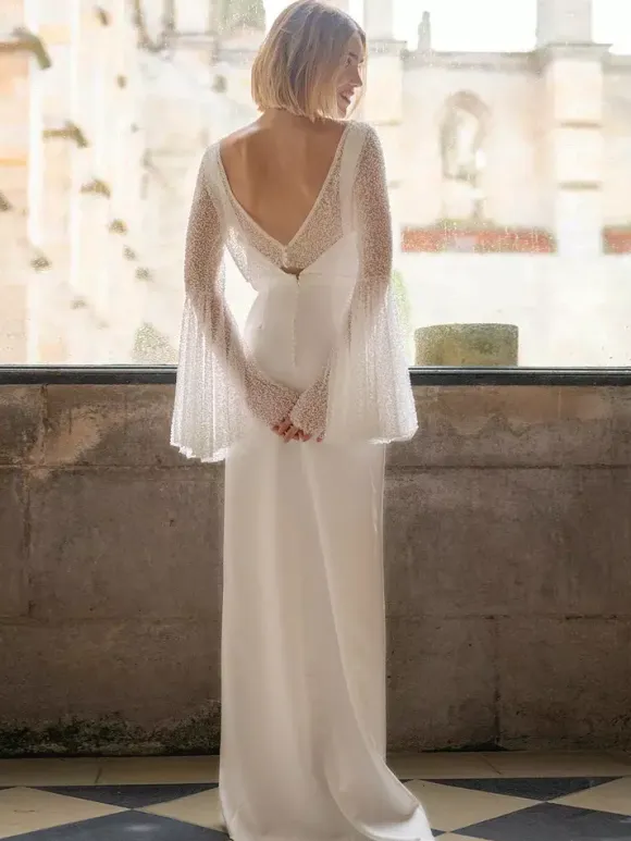 Two-piece wedding dress Simple Wedding Dress Satin Fabric Designed Neckline Ball Gown With Train Wedding Dress Functional Buttons Long Sleeves Long