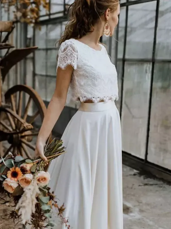 Two-piece wedding dress Stretch Crepe Jewel Neck A-Line Sweep Wedding Dress Functional Buttons Short Sleeves