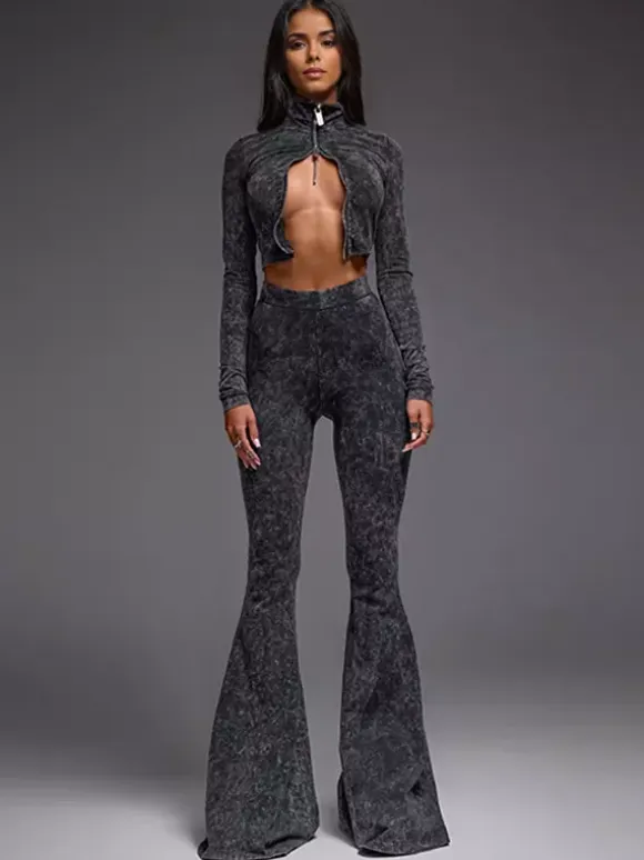 Two Piece Co-ord Set For Hot Girls High Neck Zip-Up Crop Top And Flare Pants Spring Outfit 2026