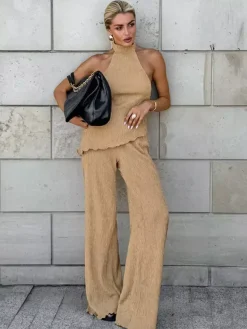 Two Piece Sets Green Halter Backless Sleeveless Top Pant Set