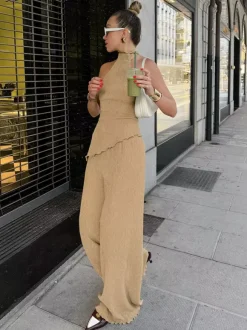 Two Piece Sets Green Halter Backless Sleeveless Top Pant Set