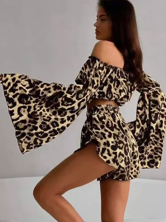 Two Piece Sets Leopard Leopard Print Daily Casual Strapless Long Sleeves Top Pant Set