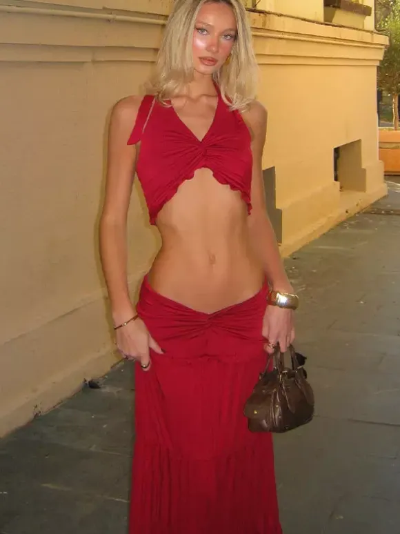 Two Piece Sets Red Chic Street Wear Halter Backless Pleated Sleeveless Skirt Set