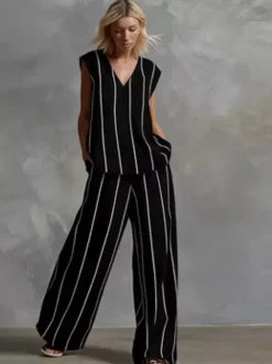 Two Piece Sets White Stripes Street Wear Lycra Spandex V-Neck Sleeveless Casual Pant Set