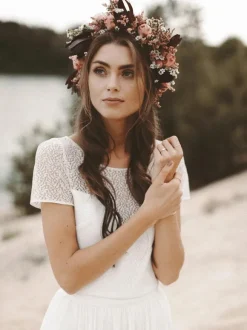 Two-piece wedding dress Chiffon Jewel Neck A-Line With Train Wedding Dress Functional Buttons Short Sleeves