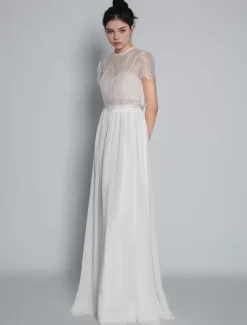 Two-piece wedding dress Chiffon Jewel Neck Two-piece With Train Wedding Dress Functional Buttons Short Sleeves