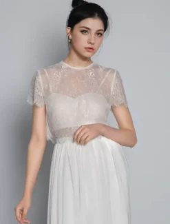 Two-piece wedding dress Chiffon Jewel Neck Two-piece With Train Wedding Dress Functional Buttons Short Sleeves
