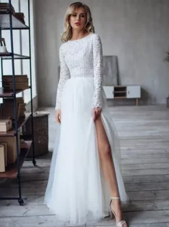 Two-piece wedding dress Lace Jewel Neck Two-piece With Train Wedding Dress Functional Buttons Long Sleeves