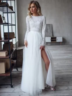 Two-piece wedding dress Lace Jewel Neck Two-piece With Train Wedding Dress Functional Buttons Long Sleeves