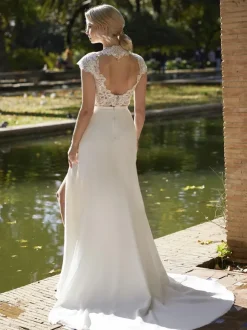 Two-piece wedding dress Lace wedding dress Chiffon Jewel Neck A-Line With Train Backless Short Sleeves