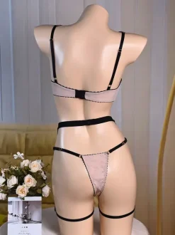 Two-Tone Embroidery Lingerie Sheer Lace Black Bra Panty Garter 4-Piece Sets