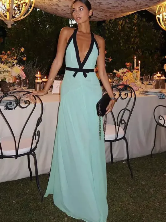 Vacation Dresses Flowy Chiffon Deep V Backless Halter Maxi Dress Summer Resort Evening Party Dress