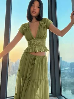 Vacation Skirt Suits Maxi Lace Short Sleeves V-Neck Chic Avocado Green Skirt Suits