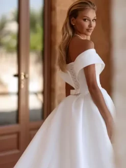 Vintage Wedding Dress With Train Off-The-Shoulder Short Sleeves Split Front Satin Fabric Bridal Gowns